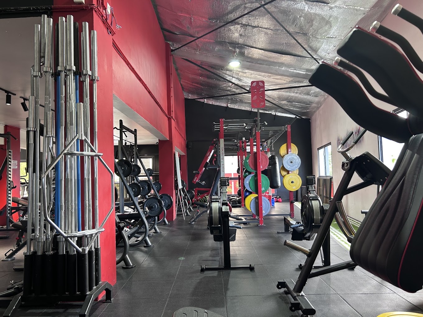 salle-de-fitness-saint-pierre-la-rÃ©union.jpg